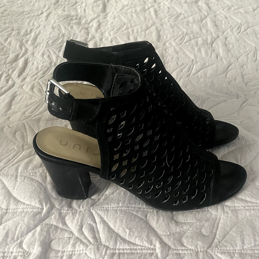 Women’s Shoe, Size 9